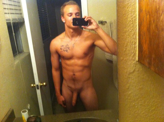TwinkSelfPics
